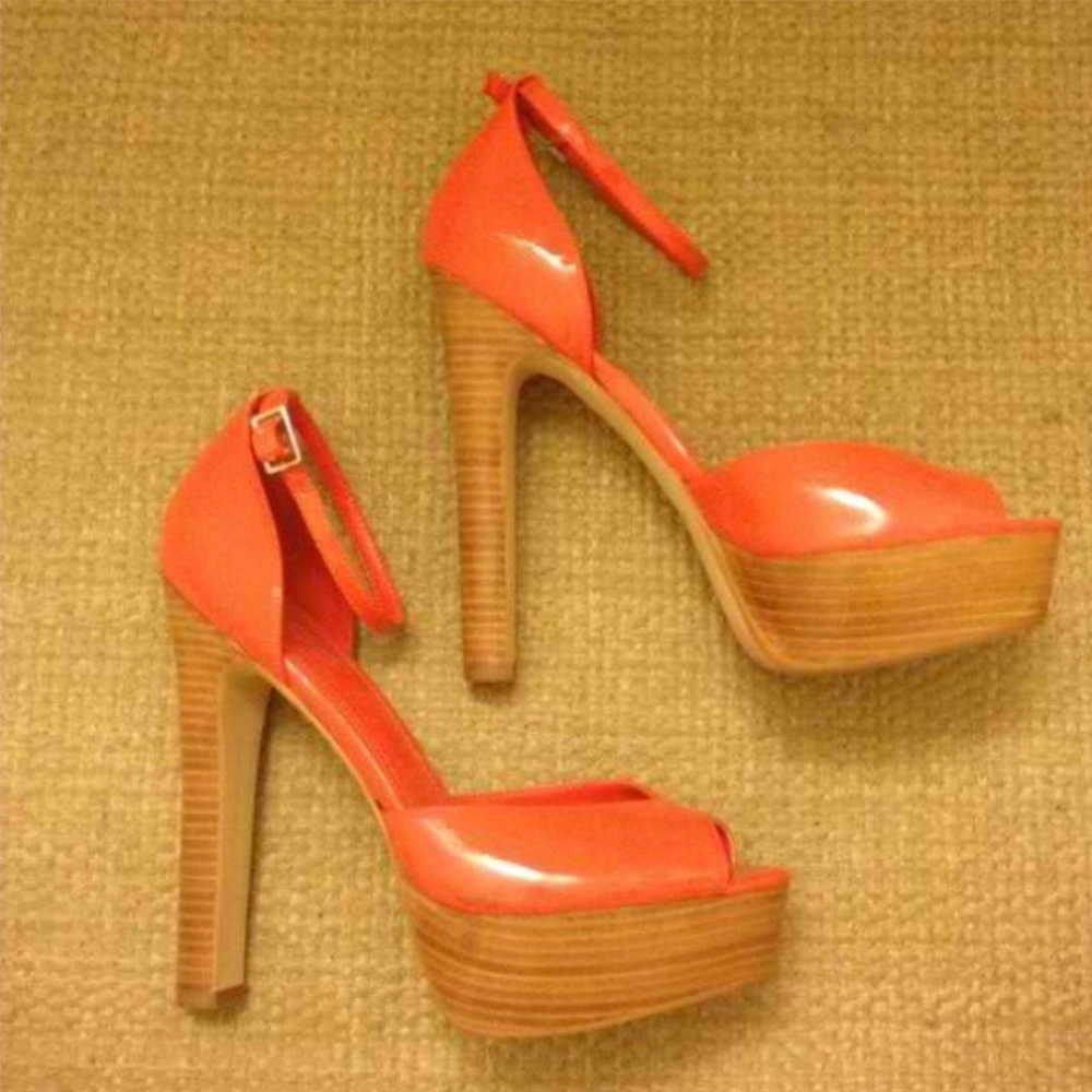 Aldo peep toe ankle strap heels sandals